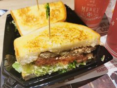 -The Habit Burger Grill 哈比特汉堡(爱琴海店)