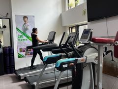 -悦耐私教健身馆(保利中心店)
