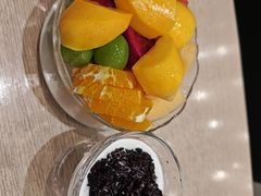 -佰搭果·广式茶餐厅(西华路店)
