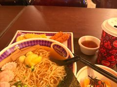 -皇室宴会厅(香港迪士尼乐园)