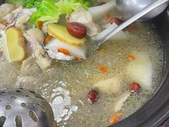 -花苑美食横琴生蚝火锅(拱北粤华路店)