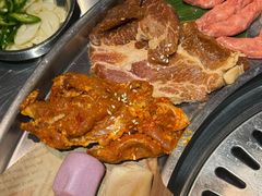 -哈哈碳都·牛肋条无限自助烤肉(宝龙店)