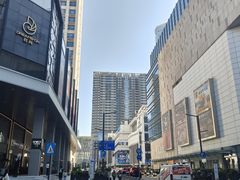 -中航城君尚购物中心