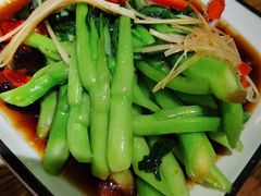 -叶派龙虾•招牌香辣蟹·海鲜(中海国际店)