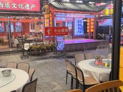 -刘姐啤酒鱼民族演艺餐厅(西街总店)
