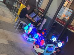 -煲王粤菜餐厅(中侨中心店)