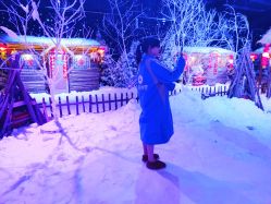 -圣名游乐城冰雪大世界