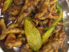 -江城燕子大排档(江汉路步行街店)