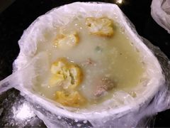 -三身人金新肠粉(丹霞店)