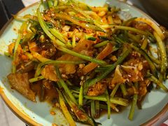-江边城外烤全鱼(世茂广场店)