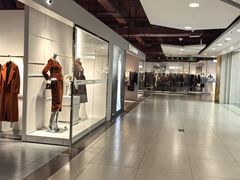 -燕莎奥特莱斯购物中心