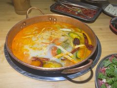 -洱火云南酸菜牛肉火锅(石景山当代商城店)