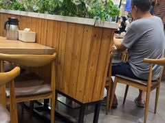 -裕记烧腊连锁餐饮(国商分店)
