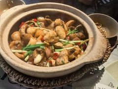-巴厘龙虾·榜首油焖大虾(音乐学院·沿江酒馆店)