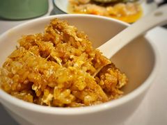 蟹黄煲仔饭-屋里厢上海菜馆