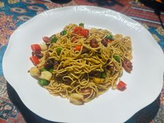 鸡肉捞面-乡村馕坑肉·烧烤·新疆菜·本地人更爱吃(阿勒泰首店)