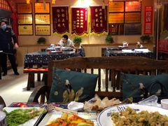 大堂-王村姑老土炕莜面村(桥东店)