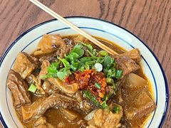 -CowCow其其·牛杂咖啡公司(六运店)