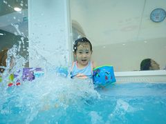 -龙格亲子游泳·水育早教运动中心(龙湾天街店)