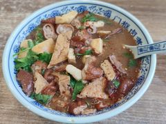 卤煮火烧-门框胡同百年卤煮(新街口店)