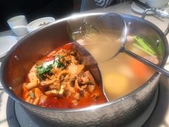 -左庭右院鲜牛肉火锅(浦江欢乐颂店)