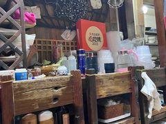 -蜗牛小馆醉乡民谣云南菜(惠新西里店)