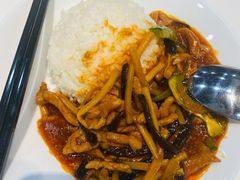 鱼香肉丝盖浇饭-宜家·瑞典风味餐厅(烟台路店)