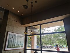 -星巴克(深圳宝安泰华店)