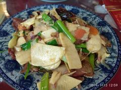 -生态苑农庄(十里画廊遇龙河店)