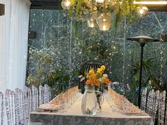 -九月里.自由花园餐厅