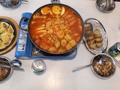 韩式鸡肉火锅-欧巴来了韩式料理