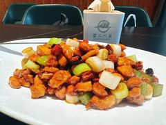 -国人川菜(李家村建东街店)