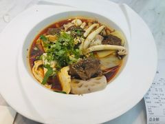 -成都你六姐·牛肉冒菜·麻辣香锅(长泰广场店)
