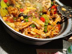 -蛙小侠·沸腾砂锅牛蛙(增城东汇城店)