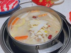 -三人行骨头王火锅(长寿店)