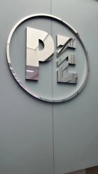 -PE SALON