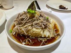蒜泥白菜拌肚丝-老吉士(环贸iapm店)