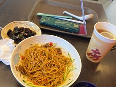 -康师傅私房牛肉面(申虹店)
