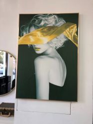 -托尼盖·烫发·染发·专业店