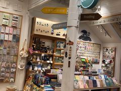 -猫的天空之城概念书店(杭州南宋御街店)