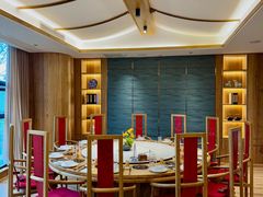 -茅草房·河畔园林火锅