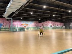 -极限PLAY运动娱乐新世界·团建派对潮玩休闲馆·室内蹦极高空游乐园