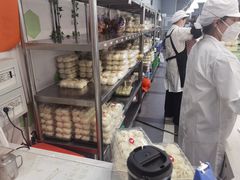 -白玉兰食品(中山公园龙之梦店)
