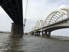 -人民防洪胜利纪念塔