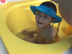 -乐悠游亲子游泳俱乐部