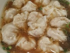 鲜肉馄饨-双燕楼·手工馄饨·汤面小吃(世纪汇店)