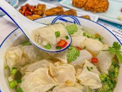 -财兜兜大黄山小馄饨