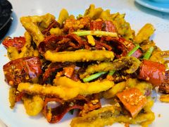 -巧克力渔家.小船海鲜胶东菜(万平口店)