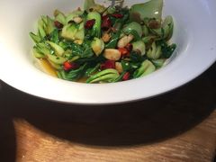上海青油渣-费大厨辣椒炒肉(万家丽一店)