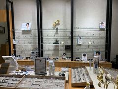 -无界眼镜MaxLess(滨江星光大道店)